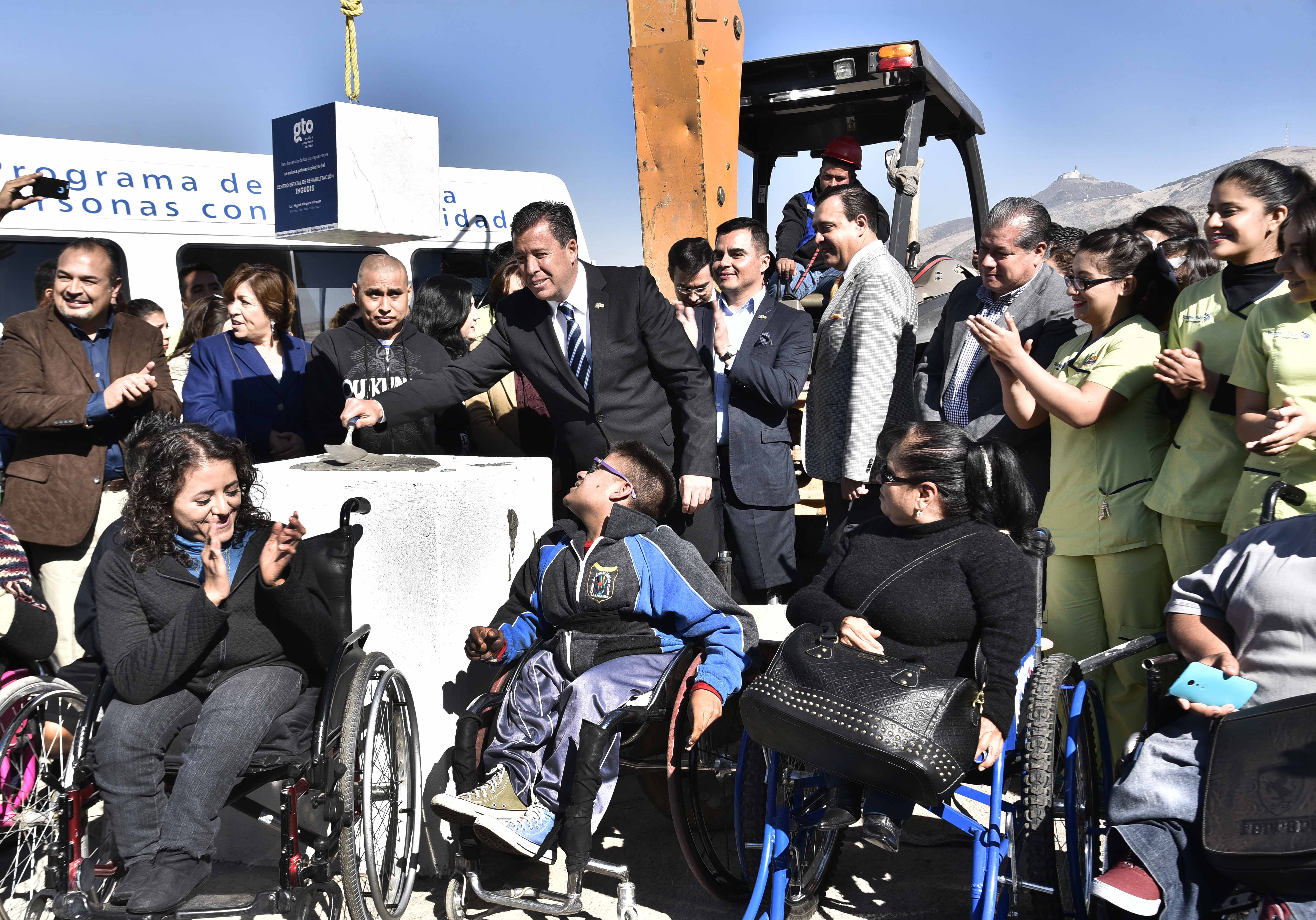 Arranca el gobernador del Estado la construcción del nuevo Centro Estatal de Rehabilitación.