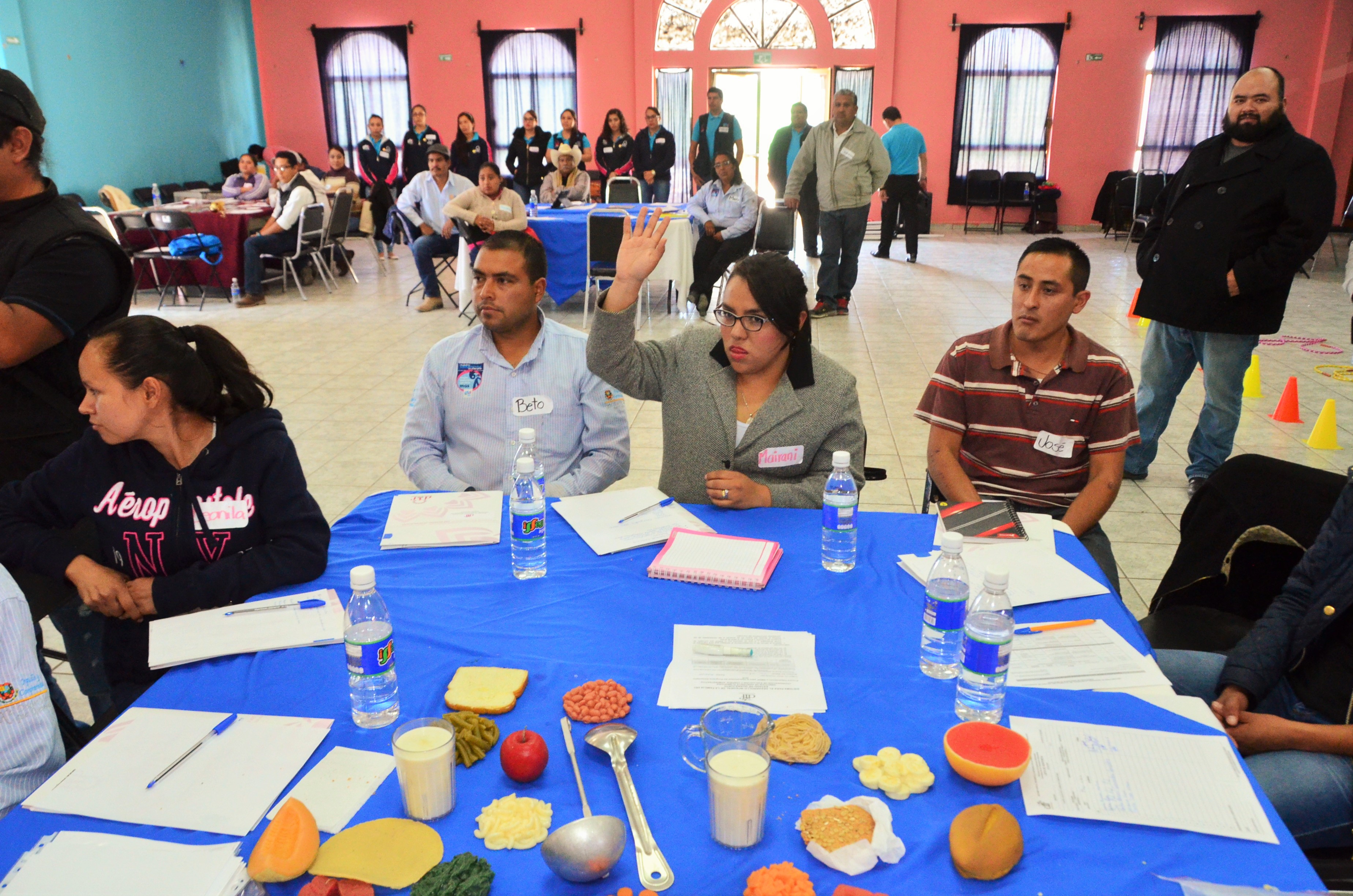 * DIF Estatal evalúa a municipios que participan en los programas de alimentación.