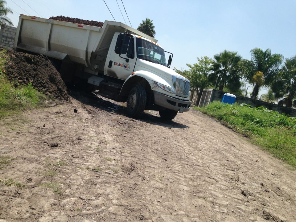 camión obras públicas