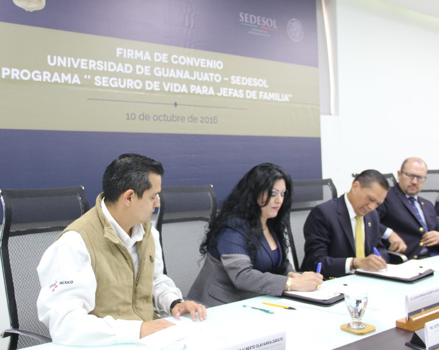 firma-del-convenio-1