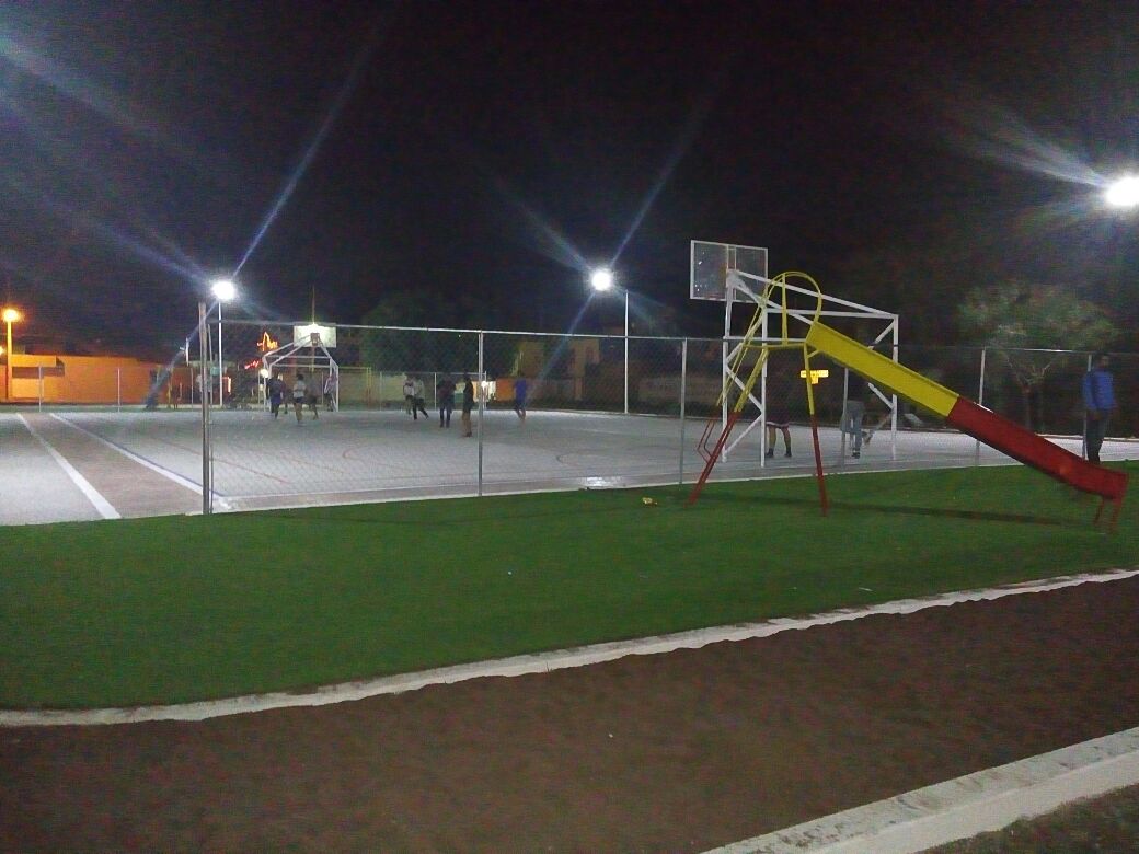 DA PRIORIDAD MUNICIPIO A INSTALACIÓN DE JUEGOS INFANTILES QUE A PAVIMENTAR CALLES