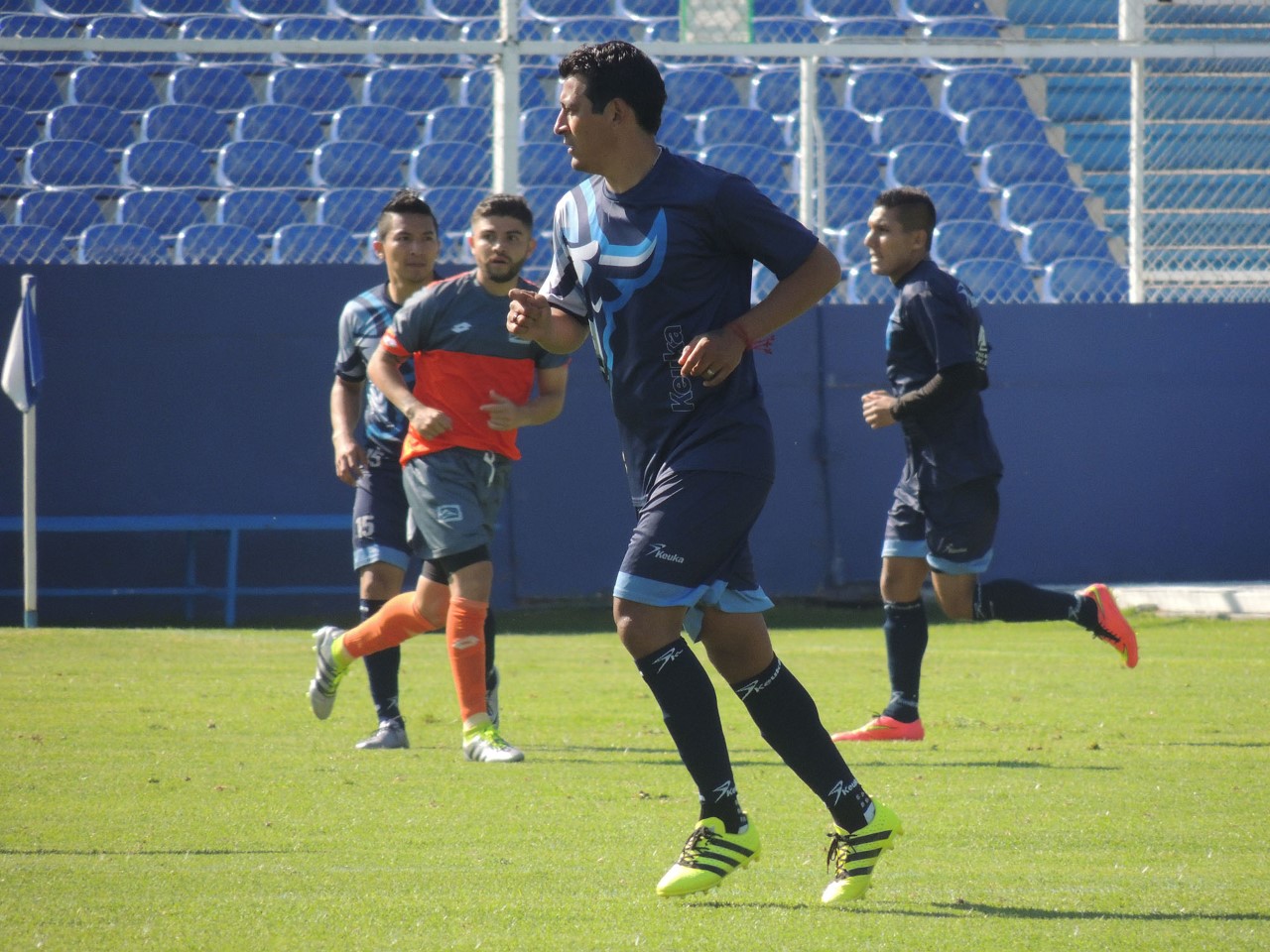 Con par de goles de Alfredo Moreno y uno de Edgardo Villegas los Toros vencen a Correcaminos