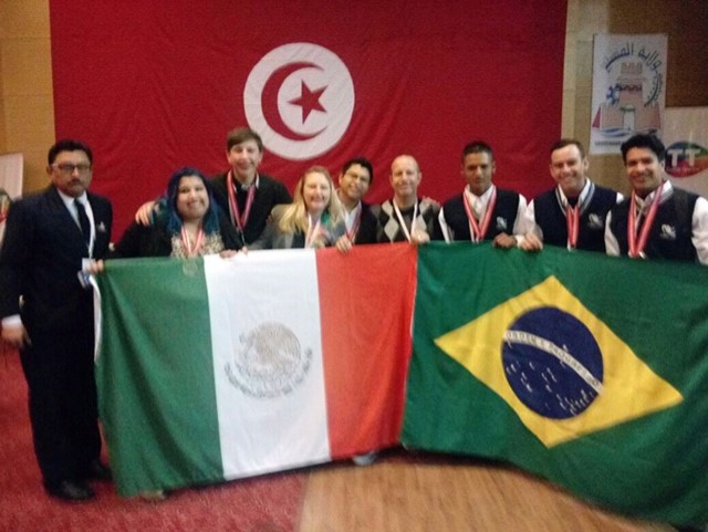 Obtienen alumnos del CECyTE Guanajuato Medalla de Plata en el I-FEST efectuado en Túnez.