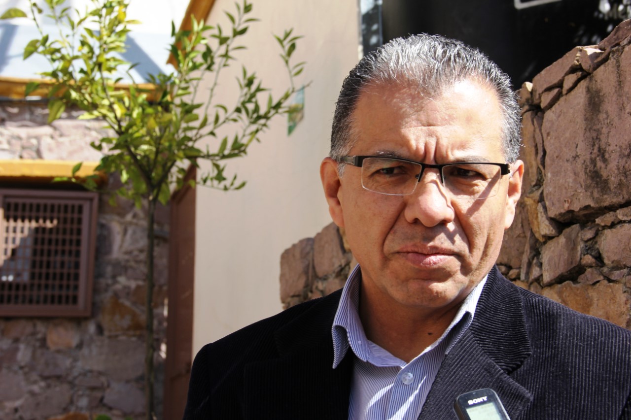 Difunden medidas de seguridad entre la comunidad estudiantil de la UG