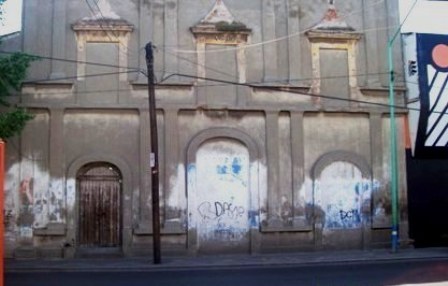 fachada-del-legendario-teatro-juan-valle