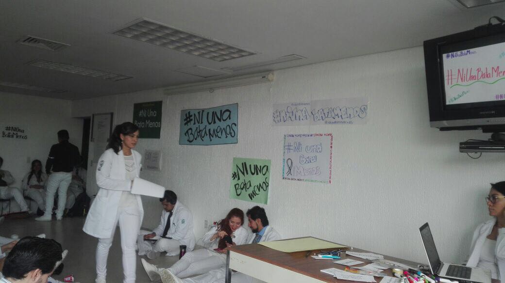 ENTRAN EN PARO MÉDICOS RESIDENTES DE LEÓN