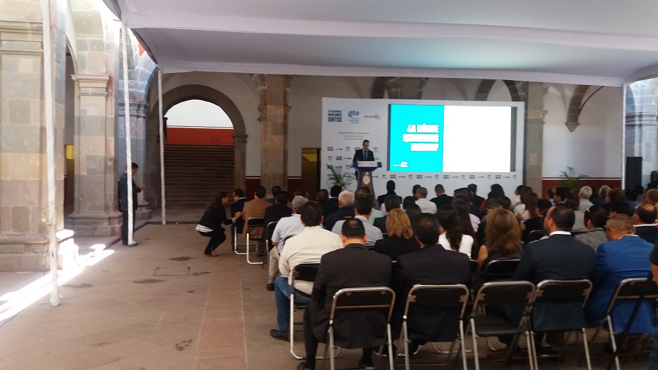 QUE CIUDADANOS LE BUSQUEN A VER QUÉ DEPENDENCIA ATIENDE REPORTES QUE NO RESUELVA EL 911