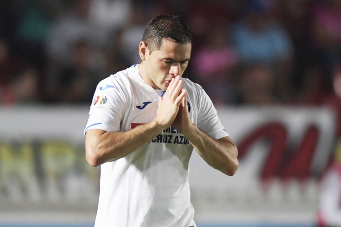 Cruz Azul y Caixinha se salvan con empate ante Veracruz