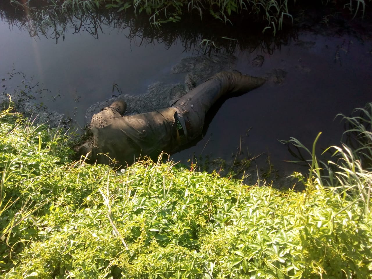 LOCALIZAN UN CUERPO AL INTERIOR DE UN ARROYO EN LA LOMA DE SAN ANTONIO.