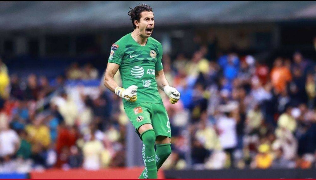 Óscar Jiménez: ‘De Guillermo Ochoa trato de aprender el temple para encarar los Clásicos’