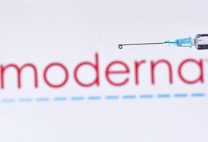 VACUNA CONTRA VIH DE MODERNA TENDRÁ ENSAYOS EN HUMANOS