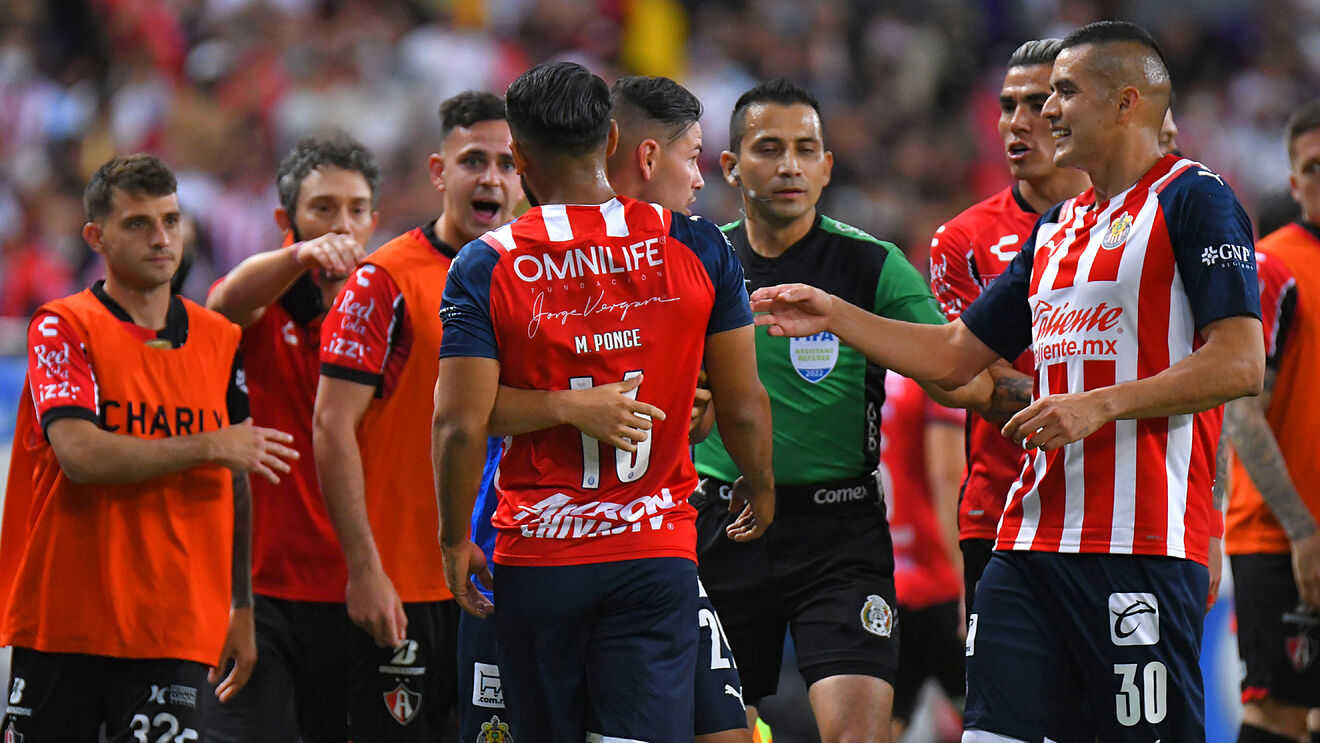 ¡NO ENTIENDEN! SE ARMÓ LA BRONCA EN EL CLÁSICO TAPATÍO