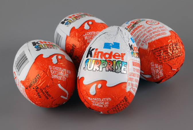 RETIRAN DE LA VENTA CHOCOLATE KINDER EN EUROPA.