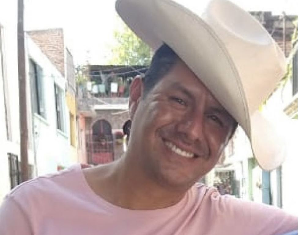 #Celaya TAQUERO DE CELAYA HUYÓ DE LA DELINCUENCIA Y MURIÓ EN EL DESIERTO, FAMILIA PIDE APOYO