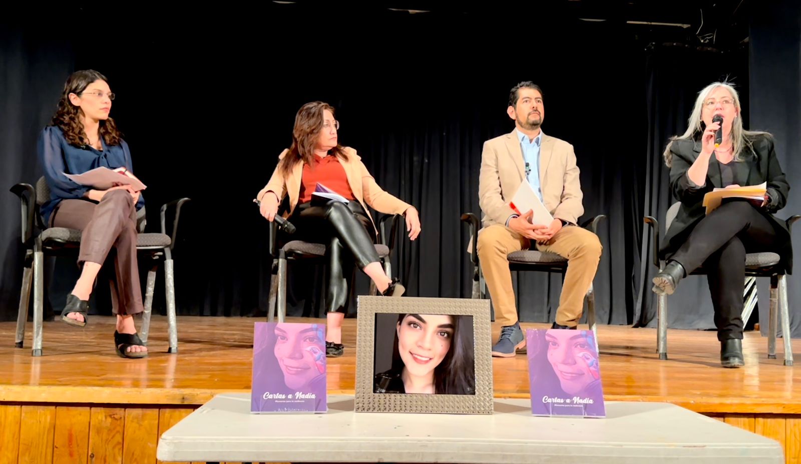 AUTORIDADES DE LA UNIVERSIDAD IBEROAMERICANA DE LEÓN PRESENTAN ‘CARTAS A NADIA’.