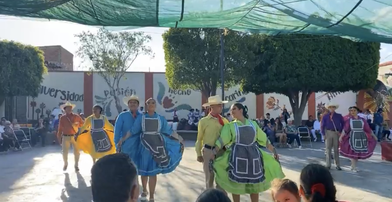 CASA DE CULTURA, CONMEMORA EL DÍA INTERNACIONAL DEL ARTE EN EL JARDÍN XIDOO.