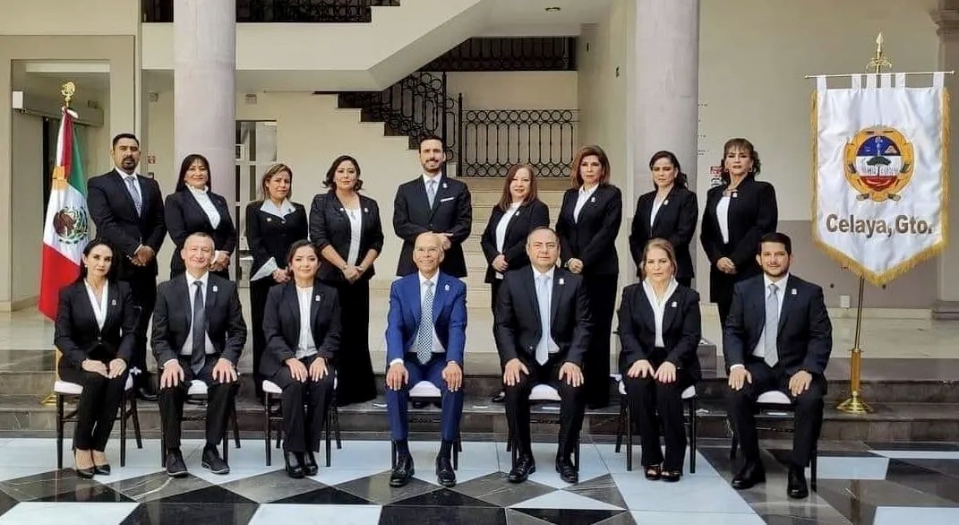 💥 REGIDORES DE CELAYA SE ASIGNAN PARA PAGO DE COMBUSTIBLE; ¡HASTA 45 MIL PESOS!