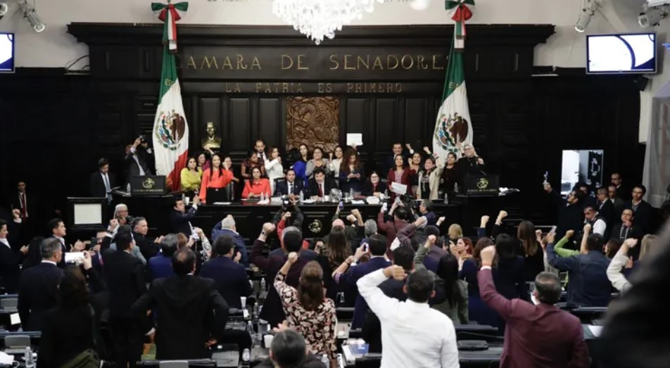 CON 86 VOTOS A FAVOR Y 41 EN CONTRA, APRUEBAN EN LO PARTICULAR LA REFORMA AL PODER JUDICIAL