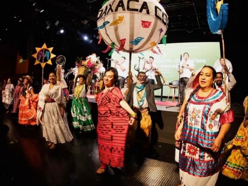 💥 OAXACA ILUMINA EL DESFILE DE ARRANQUE DEL CERVANTINO 2024