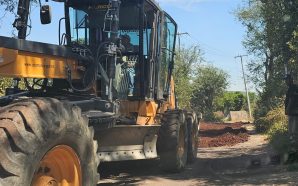 MEJORAN CAMINOS EN COMUNIDAD SAN RAFAEL DE URUETARO EN SALAMANCA