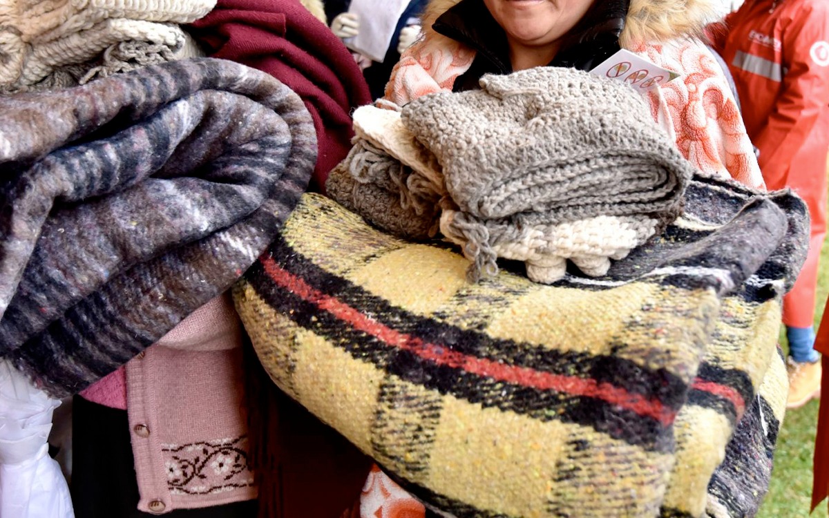 💥 INICIA COLECTA DE ROPA DE INVIERNO Y COBIJAS EN CELAYA PARA BENEFICIAR A COLONIAS VULNERABLES