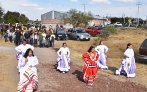 PAISANOS QUE RADICAN EN LOS ESTADOS UNIDOS VAN LLEGANDO A…