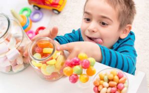 #Salud ¡DULCES CON MODERACIÓN! CÓMO EVITAR ENFERMEDADES EN LOS NIÑOS…