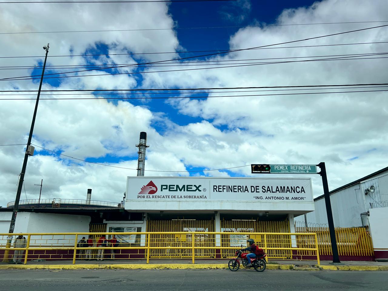 #Salamanca #VozCiudadana JUBILADOS DE PEMEX EN CRISIS: SEIS MESES SIN PENSIÓN, LA FALTA DE PAGO LOS DEJA AL LÍMITE