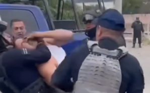 (VIDEO) GRABAN PRESUNTO ABUSO POLICIAL EN APASEO EL GRANDE