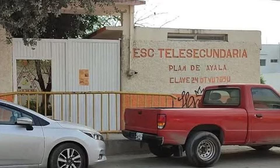 #Nacional BRUTAL CASO DE BULLYING EN SECUNDARIA DE SAN LUIS POTOSÍ INDIGNA EN REDES