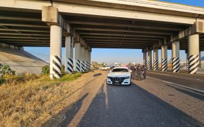 📌LOCALIZAN UNA PERSONA SIN VIDA EN CARRETERA SALAMANCA-CELAYA