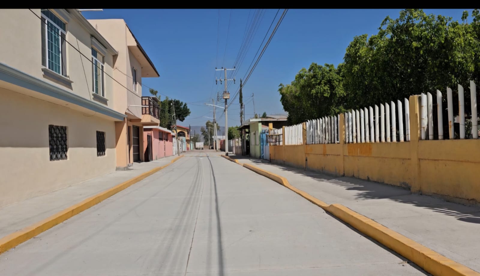 🗑️🛣️DENUNCIAN A VECINOS DE OTEROS POR ECHAR TIERRA A LAS ALCANTARILLAS