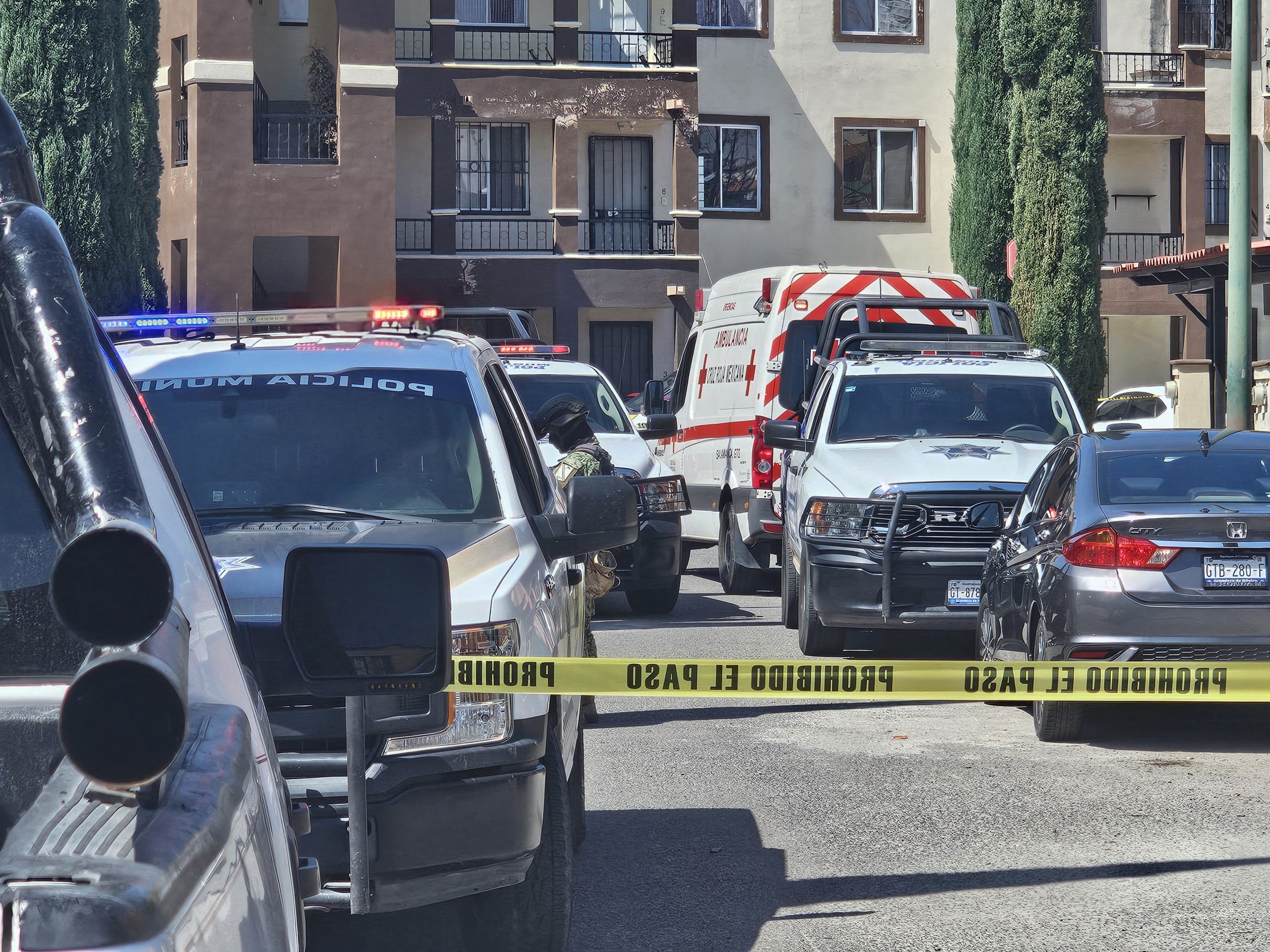 #Salamanca UNA MUJER Y UN HOMBRE EJECUTADOS EN ARBOLEDAS DE CIUDAD BAJÍO