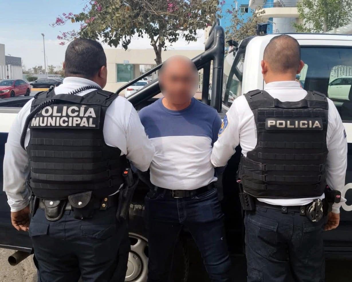 🔴 DETIENEN A HOMBRE QUE INTENTÓ VENDER EN QUERÉTARO UN AUTO ROBADO EN GUANAJUATO