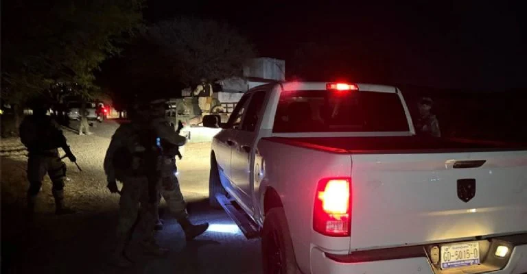EJECUTAN A PADRE Y A SUS DOS HIJOS EN APASEO EL ALTO