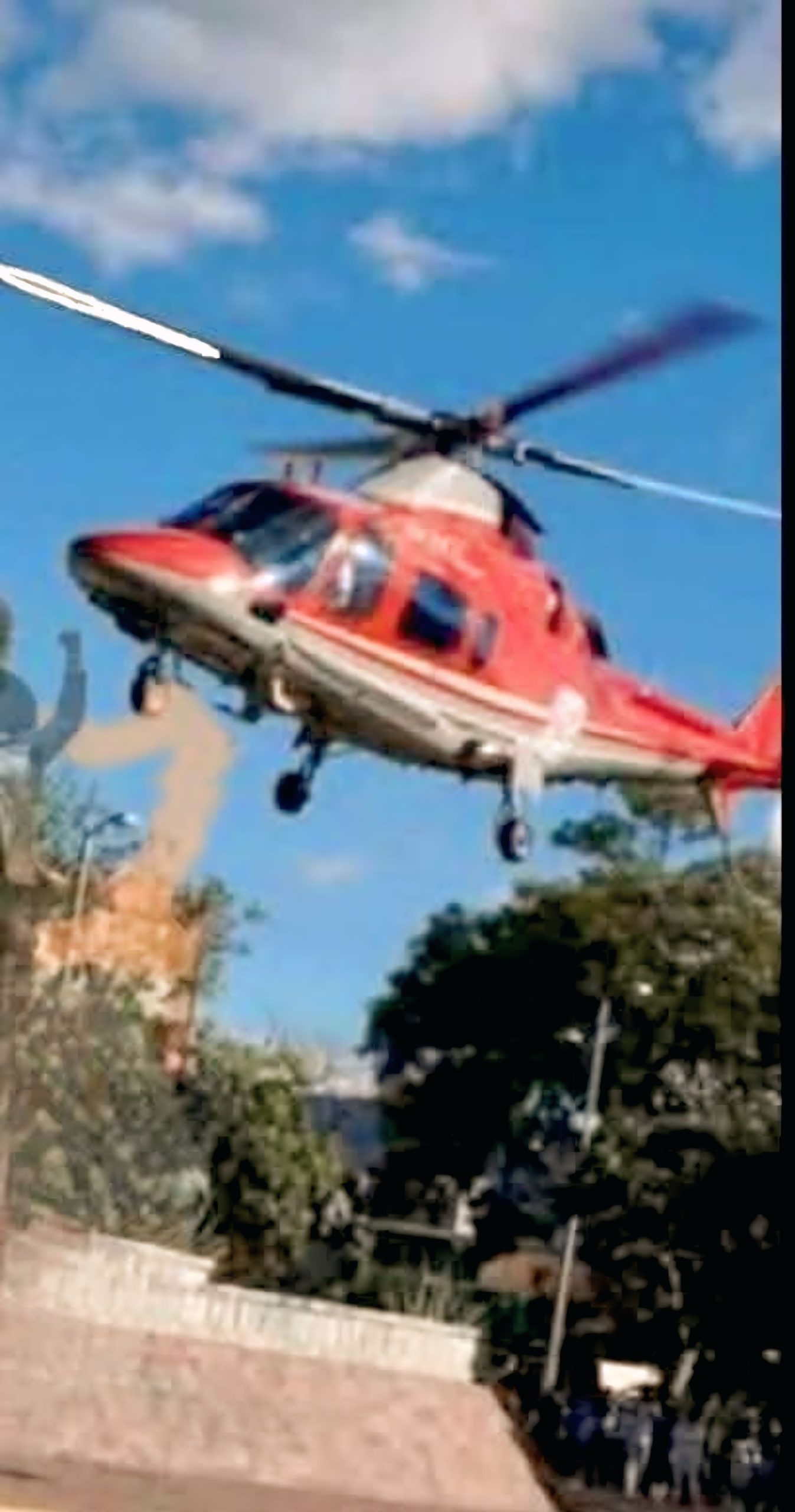 OPERATIVO RELÁMPAGO EN URUAPAN, ALCALDE DESPLIEGA HELICÓPTERO Y CAPTURA A DELINCUENTES  