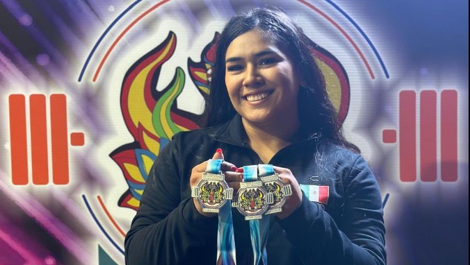 #Nacional #Deporte VANESSA HERNÁNDEZ HACE HISTORIA: TRIPLE PLATA MUNDIAL PARA MÉXICO EN PESAS SUB-20