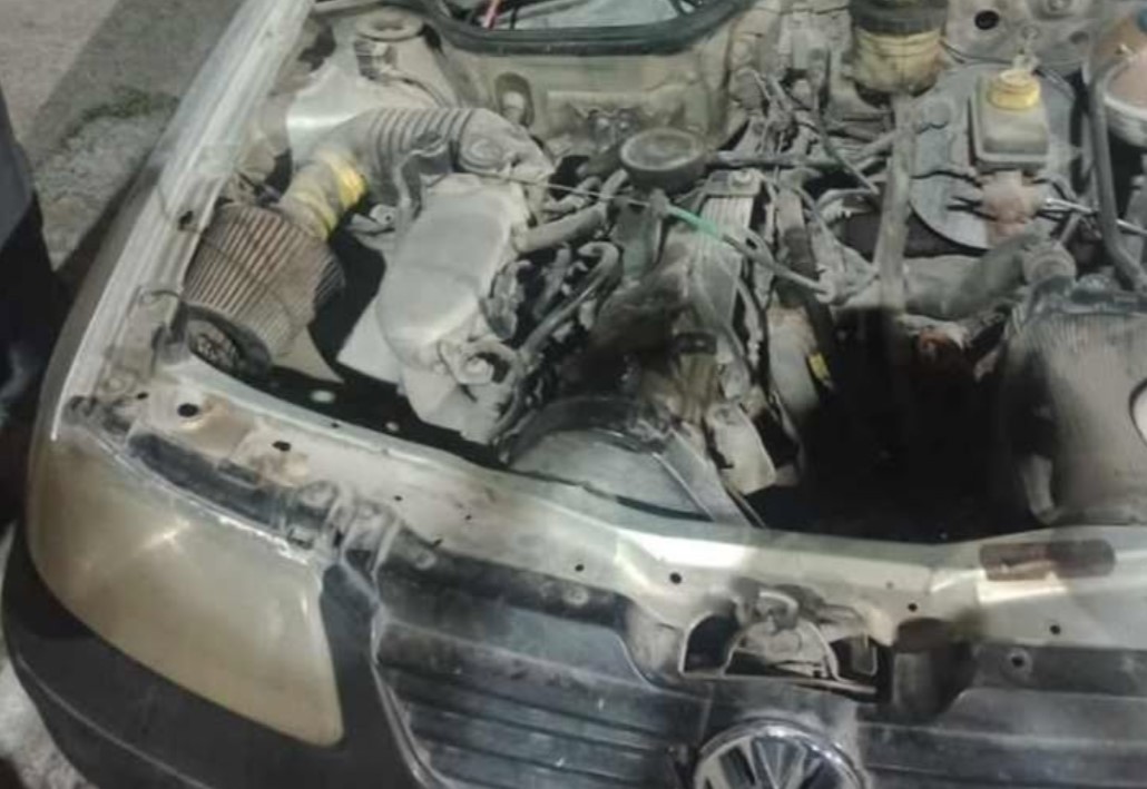 #Salamanca CIUDADANOS REPORTAN ROBO DE BATERÍAS EN CALLE VASCO DE QUIROGA