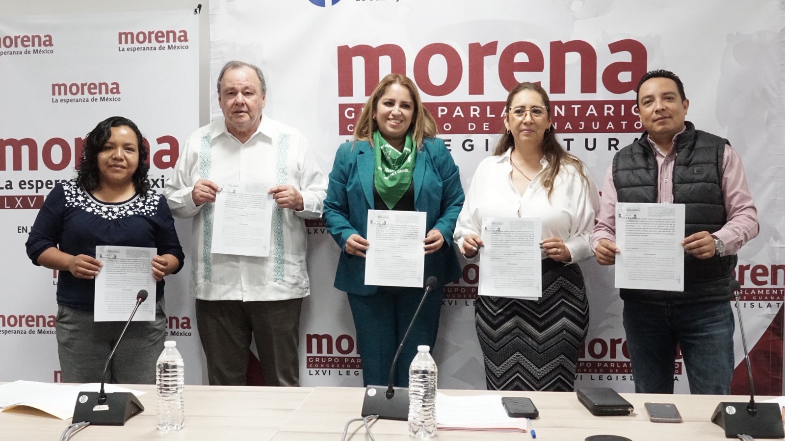 #Estatal MORENA CUESTIONA AL PAN POR NO FIRMAR DICTAMEN SOBRE ABORTO LEGAL EN GUANAJUATO