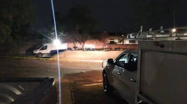 #Irapuato  LOCALIZAN RESTOS HUMANOS EN BOLSAS DE PLÁSTICO EN LA COLONIA 24 DE DICIEMBRE