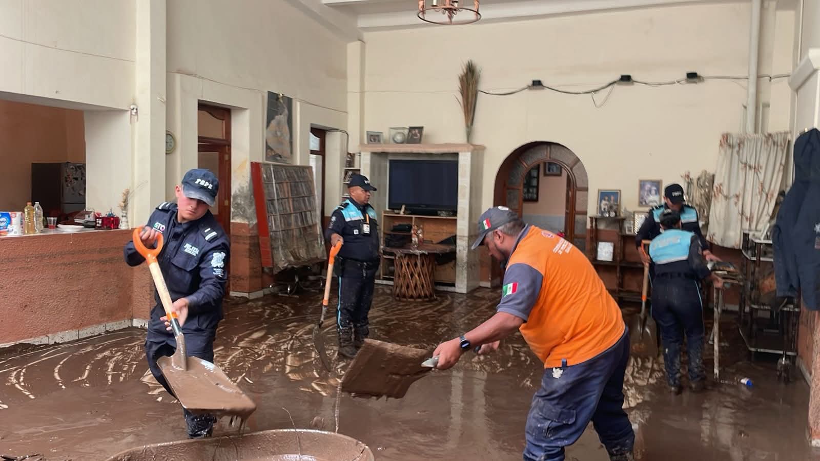 LLUVIAS DEJAN DAÑOS EN 18 MUNICIPIOS DE GUANAJUATO, CONTINÚA EL APOYO DE AUTORIDADES