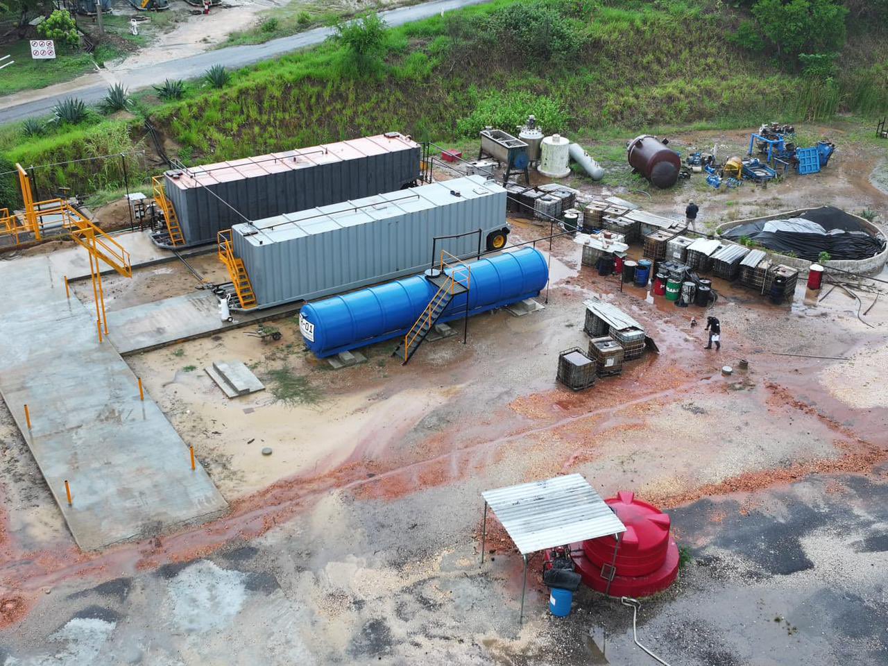 #Nacional AUTORIDADES DESMANTELAN REFINERÍA CLANDESTINA Y DECOMISAN COMBUSTIBLE IRREGULAR EN VERACRUZ Y NUEVO LEÓN