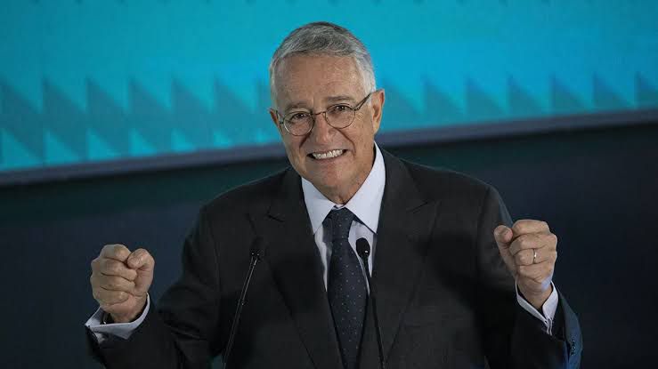 #Nacional SALINAS PLIEGO ADMITE QUE ESPERABA FAVOR DE AMLO PARA NO PAGAR MULTIMILLONARIA DEUDA FISCAL
