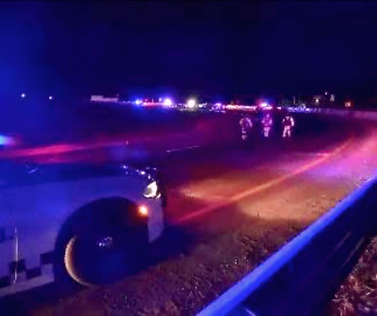 Persecución y balacera en autopista de Celaya deja un agente herido y un detenido