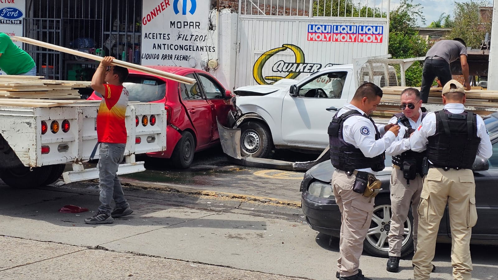 #Salamanca ACCIDENTE VIAL EN FAJA DE ORO DEJA SEVEROS DAÑOS MATERIALES