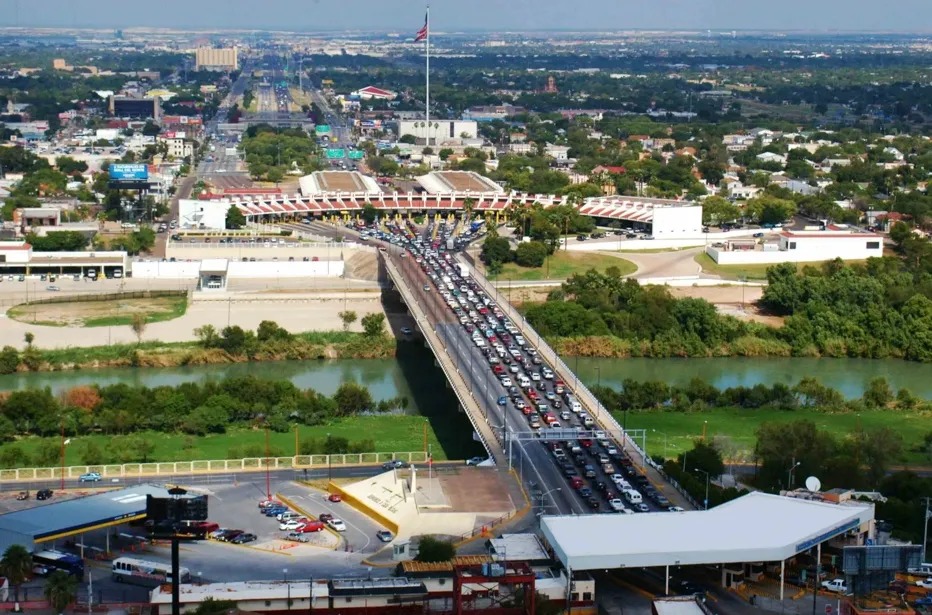 #Nacional Más de 6 mil paisanos regresan al país en la última semanada de junio. Nuevo Laredo lidera el flujo fronterizo este verano