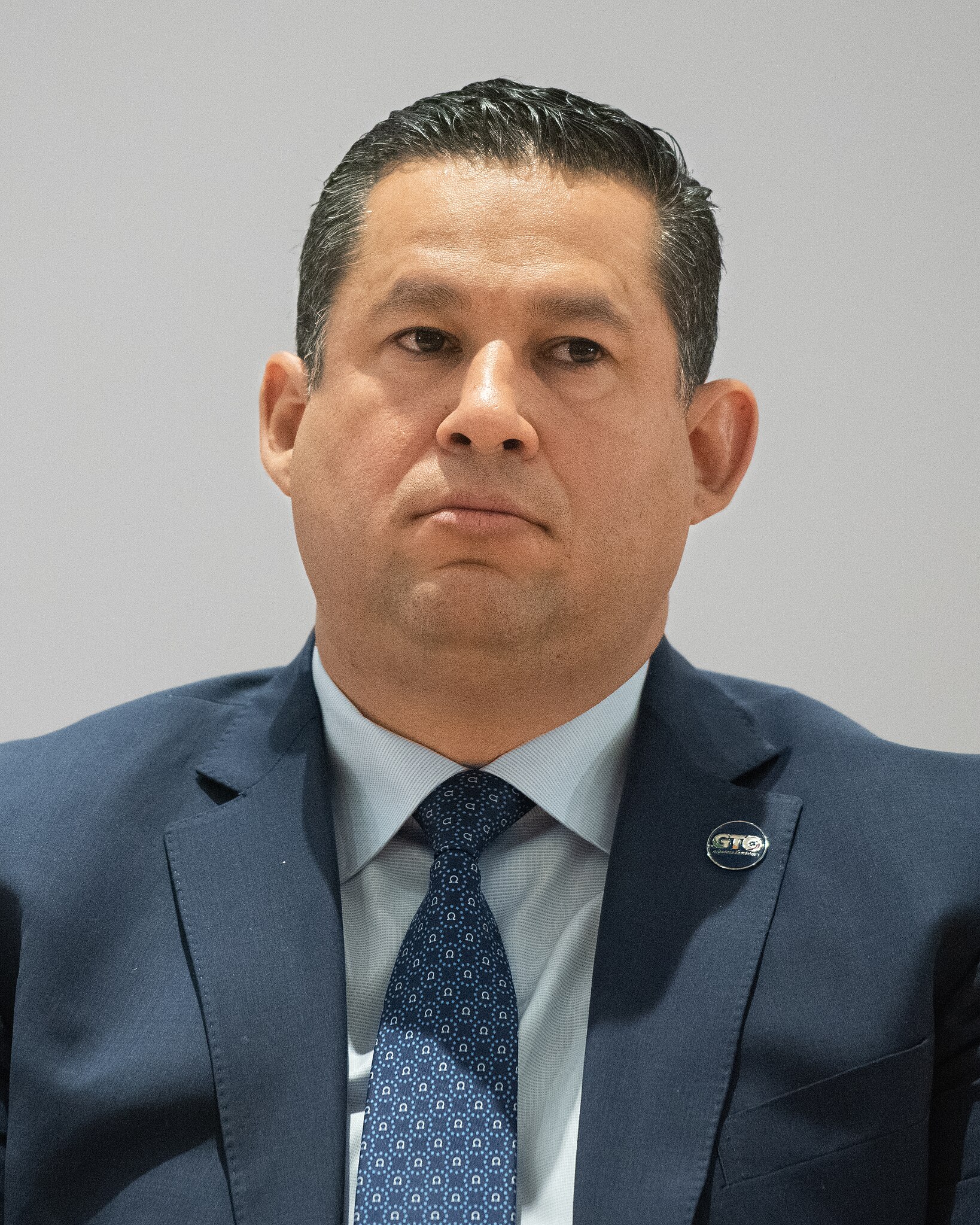 Ordenan investigación contra exgobernador Diego Sinhue por presunta corrupción