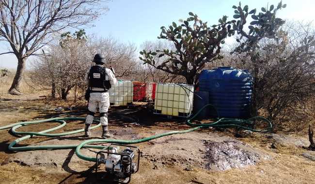 #Estatal Decomisan casi 2 millones de litros de combustible robado en Guanajuato