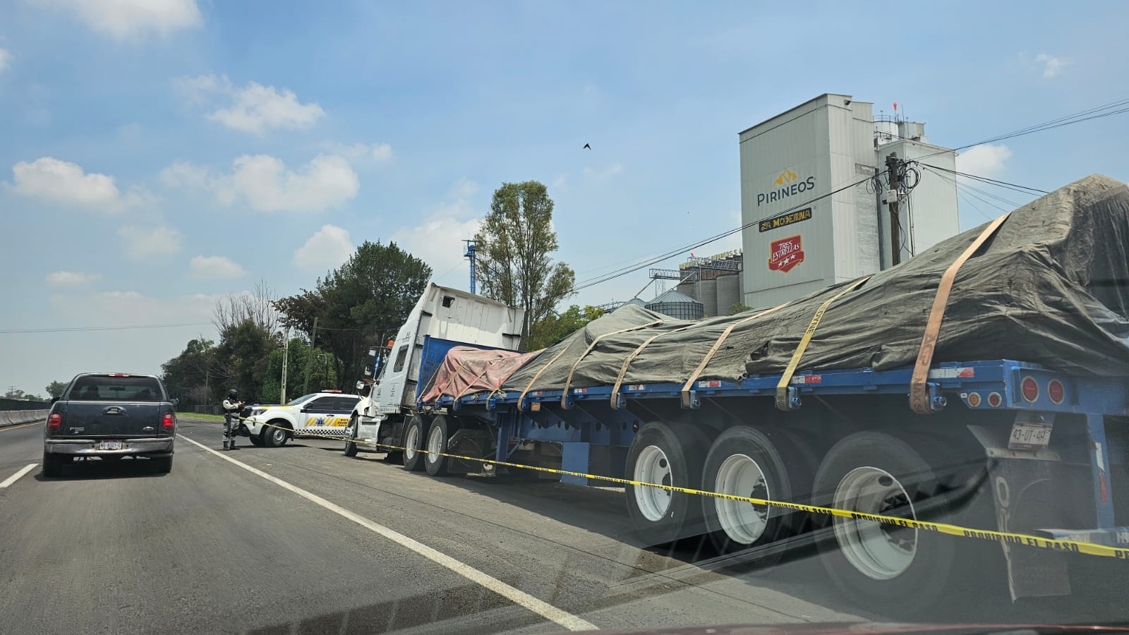 #Salamanca Masculino resulta lesionado por arma de fuego en carretera Salamanca-Celaya