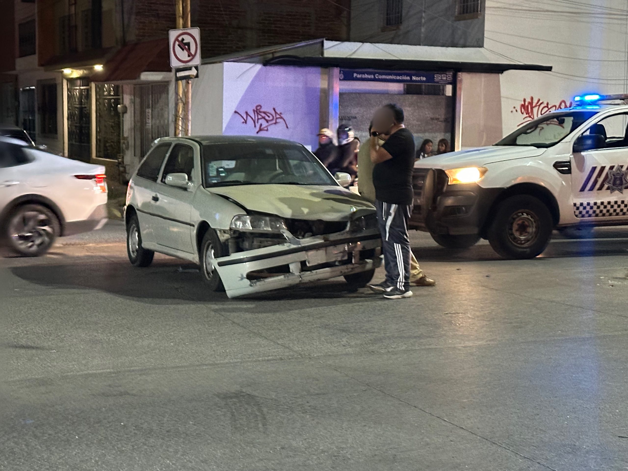 #Salamanca Accidente vial en calle Comunicación Norte deja tres lesionados, uno de gravedad